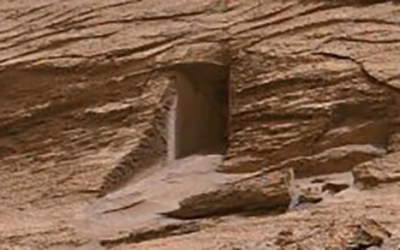 ¿La NASA encontró una puerta extraterrestre en Marte?