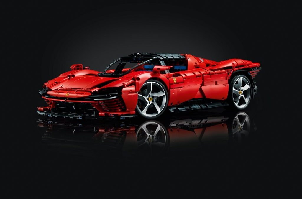 Ferrari Daytona SP3 en versión de Lego