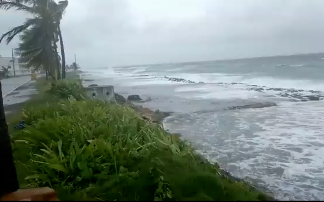«Julia» se fortalece a huracán categoría 1