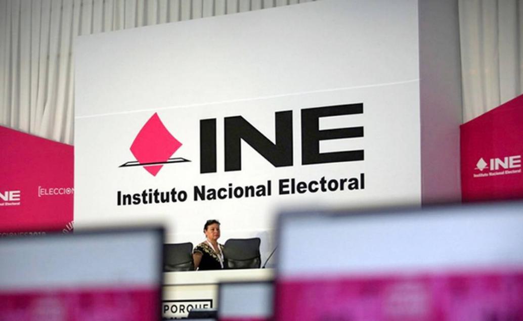 INE festeja sus 32 años de democracia en el país