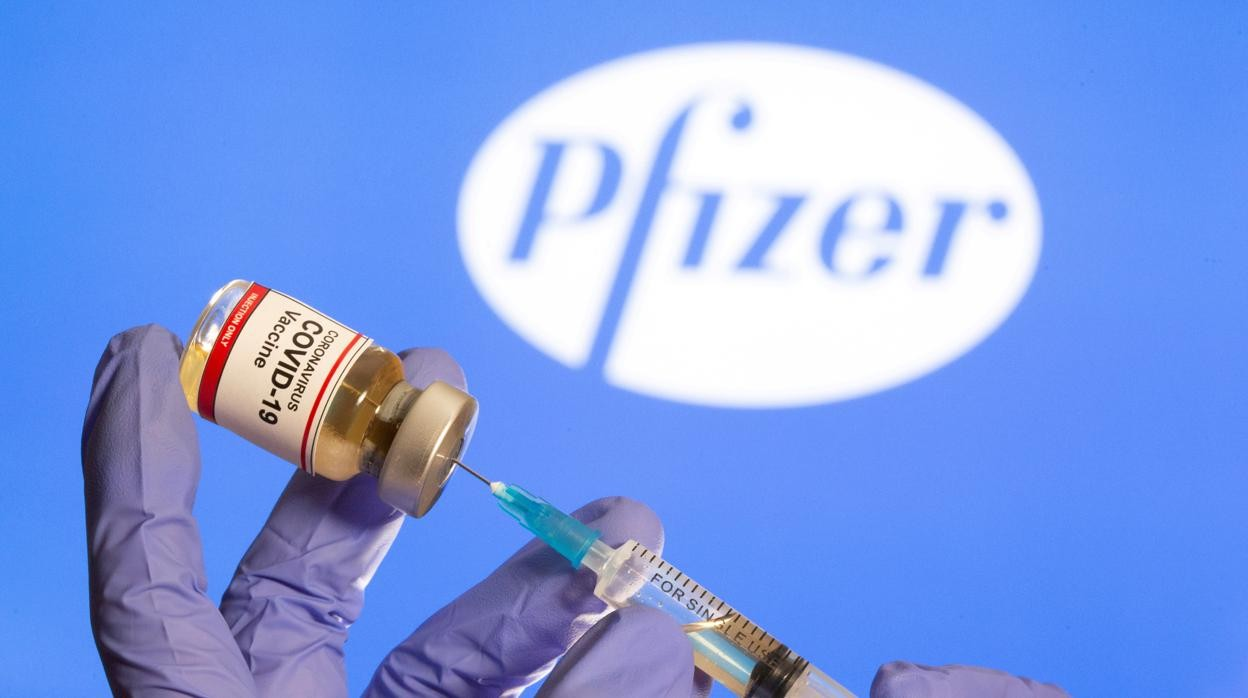 Directiva de Pfizer admite que su vacuna contra Covid-19 no fue probada para detener el virus antes de se ingreso al mercado. 14 de octubre de 2022.