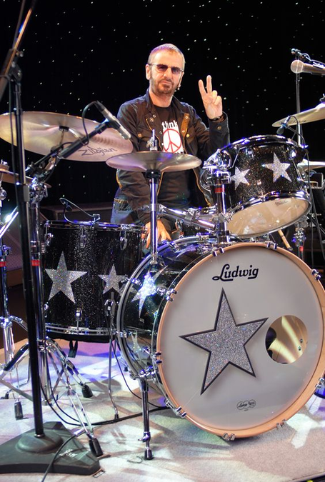 Ringo Starr cancela presentaciones por enfermedad
