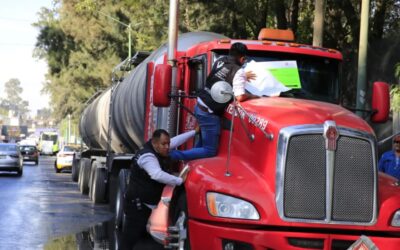 V. Carranza sanciona a conductores de pipas por obstruir tránsito