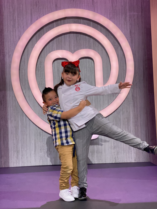 Naty y su hermano Miguelito en MasterChef Celebrity