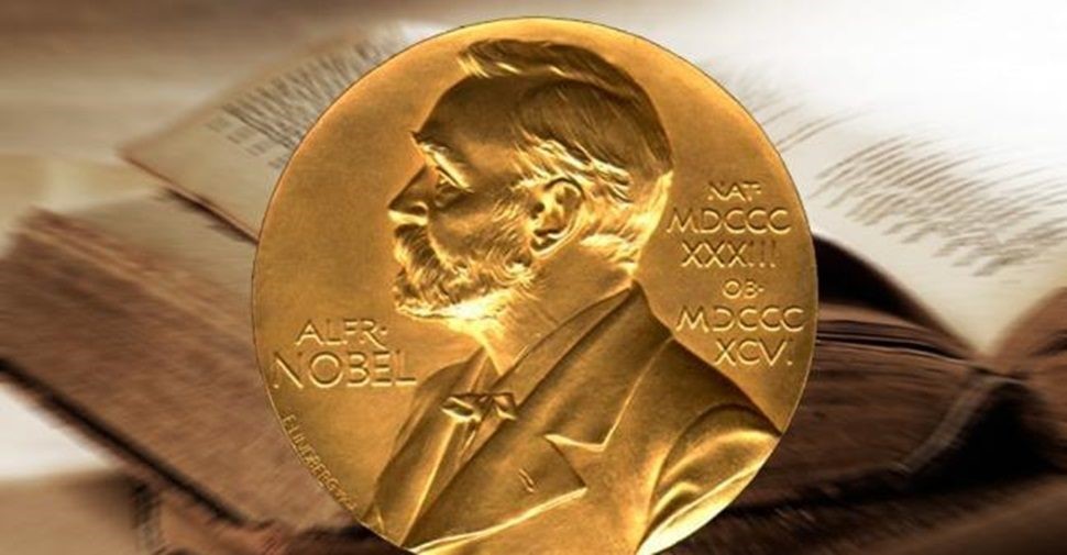 Premio Nobel de Literatura, la moneda sigue en el  aire