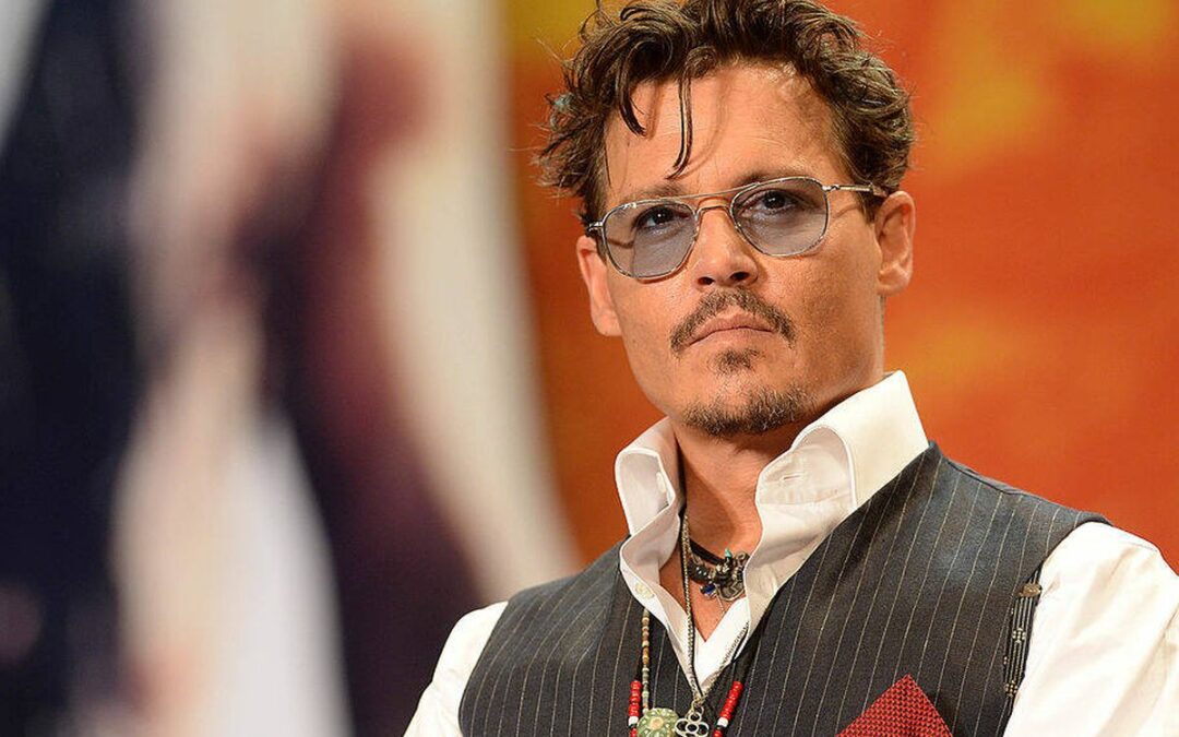 Johnny Depp es señalado por mal comportamiento en su nueva cinta