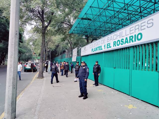 Colegio de Bachilleres a huelga por exigencias laborales