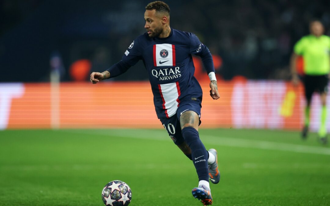 Neymar, dispuesto a salir del PSG si llega una buena oferta