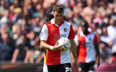 ‘Santi’ Giménez y el Feyenoord cierran temporada con derrota