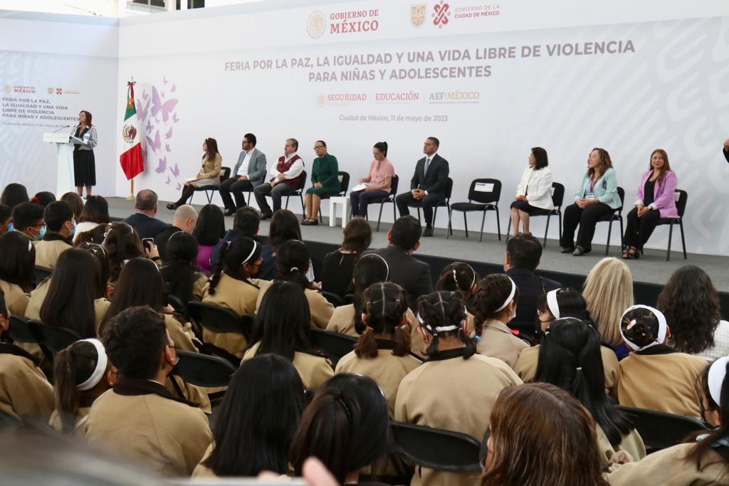 Conferencia de inauguración de la Feria contra la violencia de niñas y adolescentes. Foto: Jefatura de Gobierno