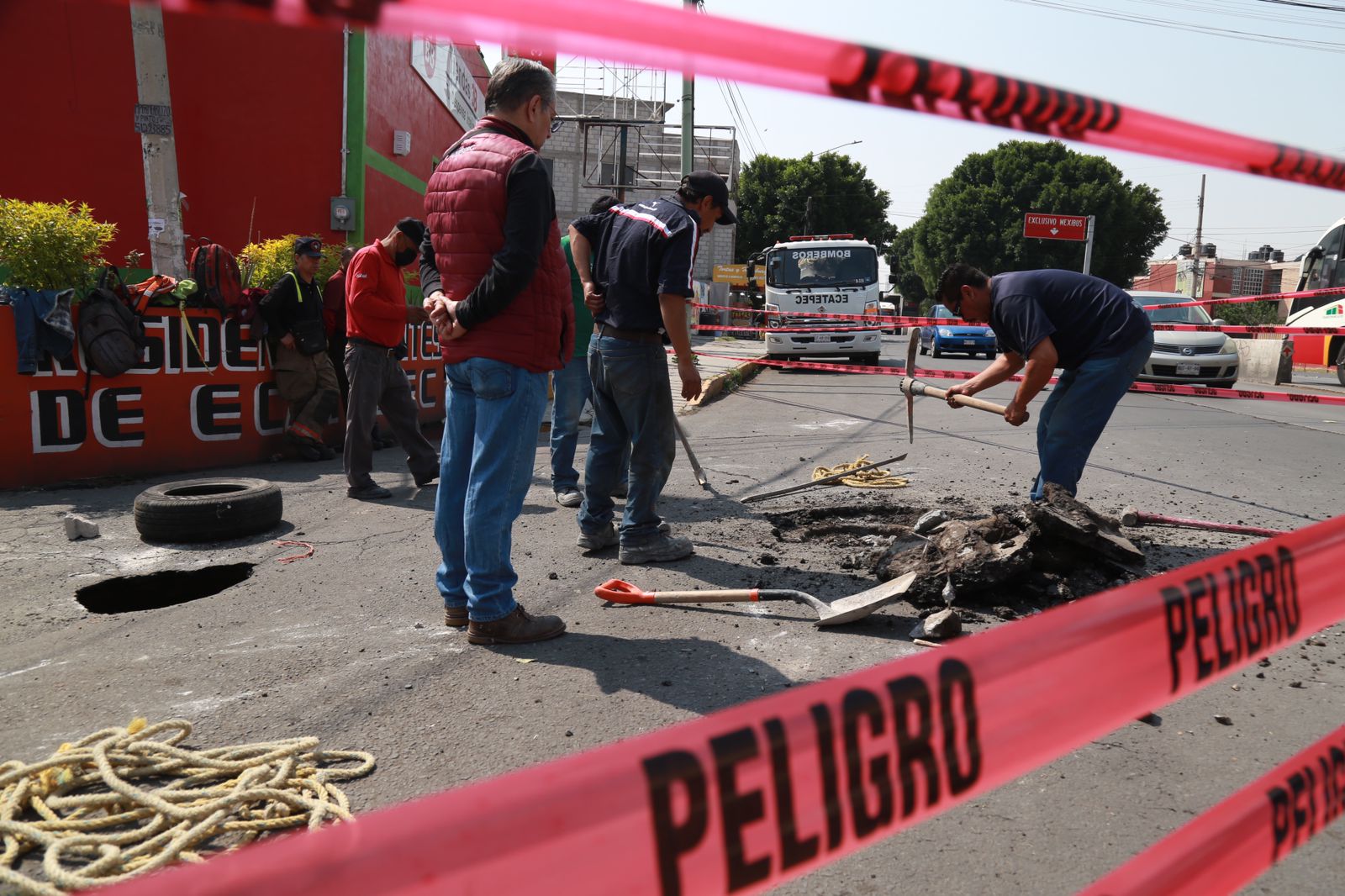 Reparación de socavones en Ecatepec. Foto: Especial