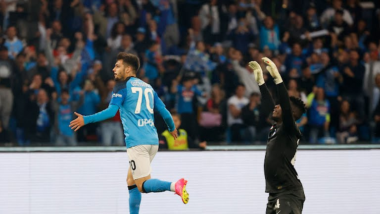 Golpe de campeón: el Napoli derrotó al Inter de Milan 