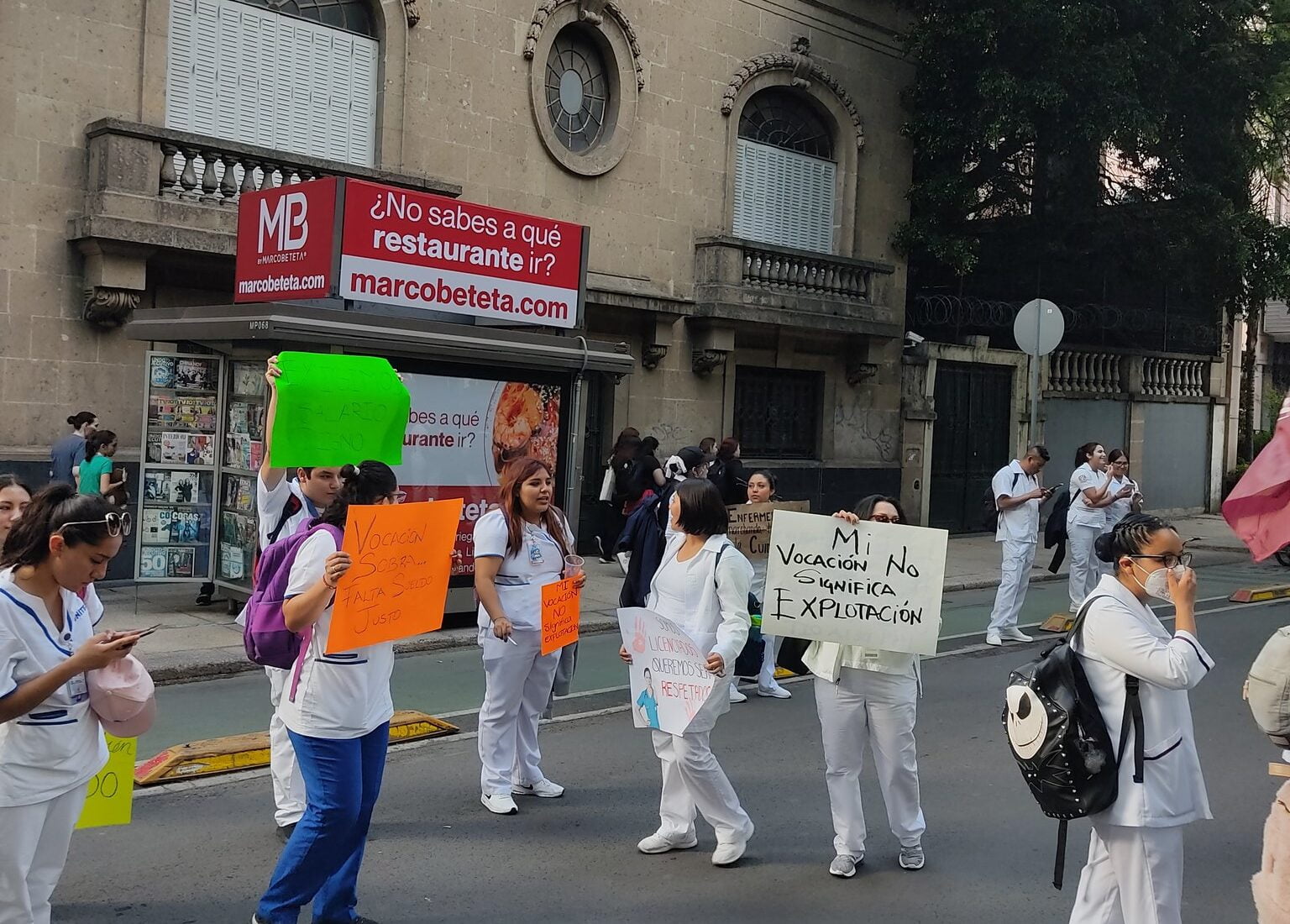Enfermeras del IMSS levantan la voz por sus derechos. Foto: @IrannBra