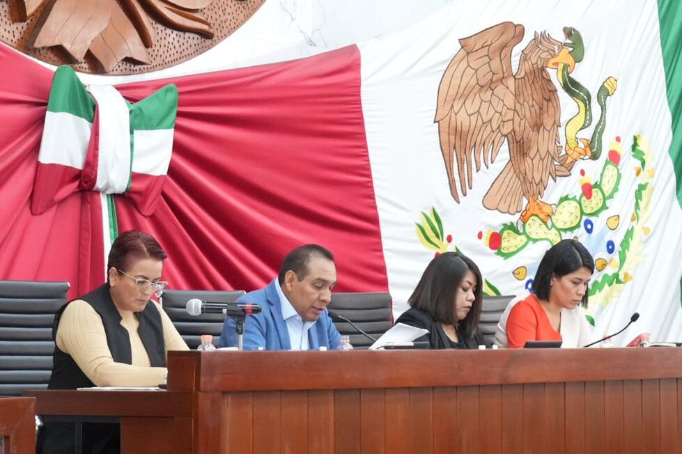 Presenta comisión especial de diputados informe por caso Xicohtzinco