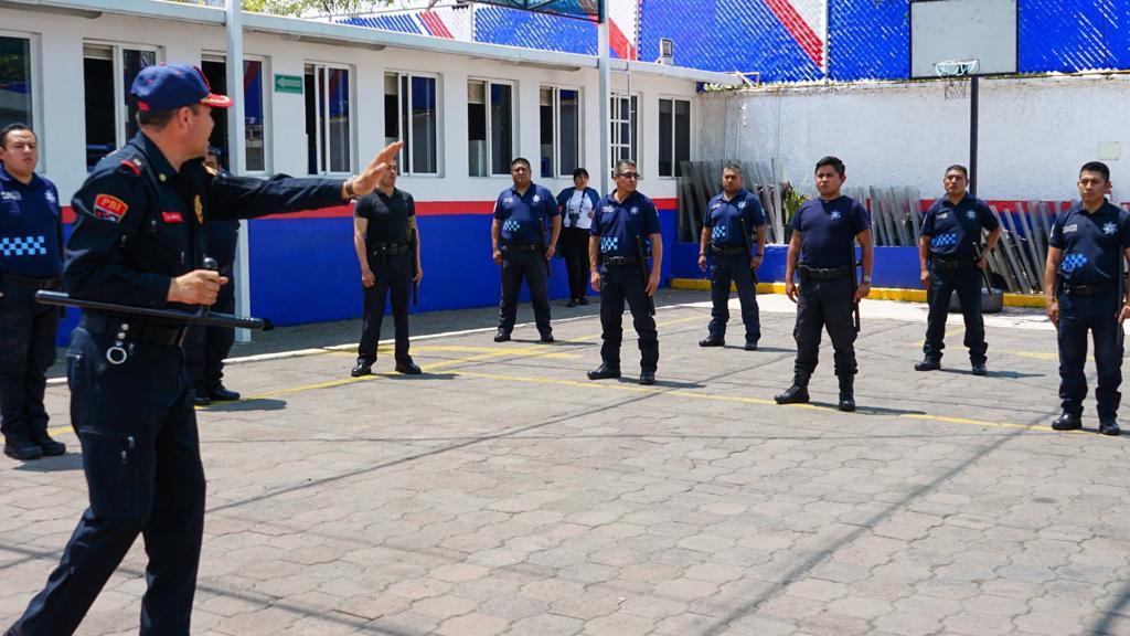 Policía Auxiliar de Puebla recibe adiestramiento en seguridad bancaria
