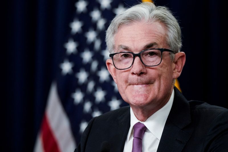 Powell advierte habrá más alzas a tasas en 2023. Cuál será el techo-Investing