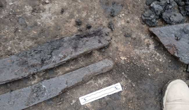 Descubren restos de madera de un bergantín en Chalco