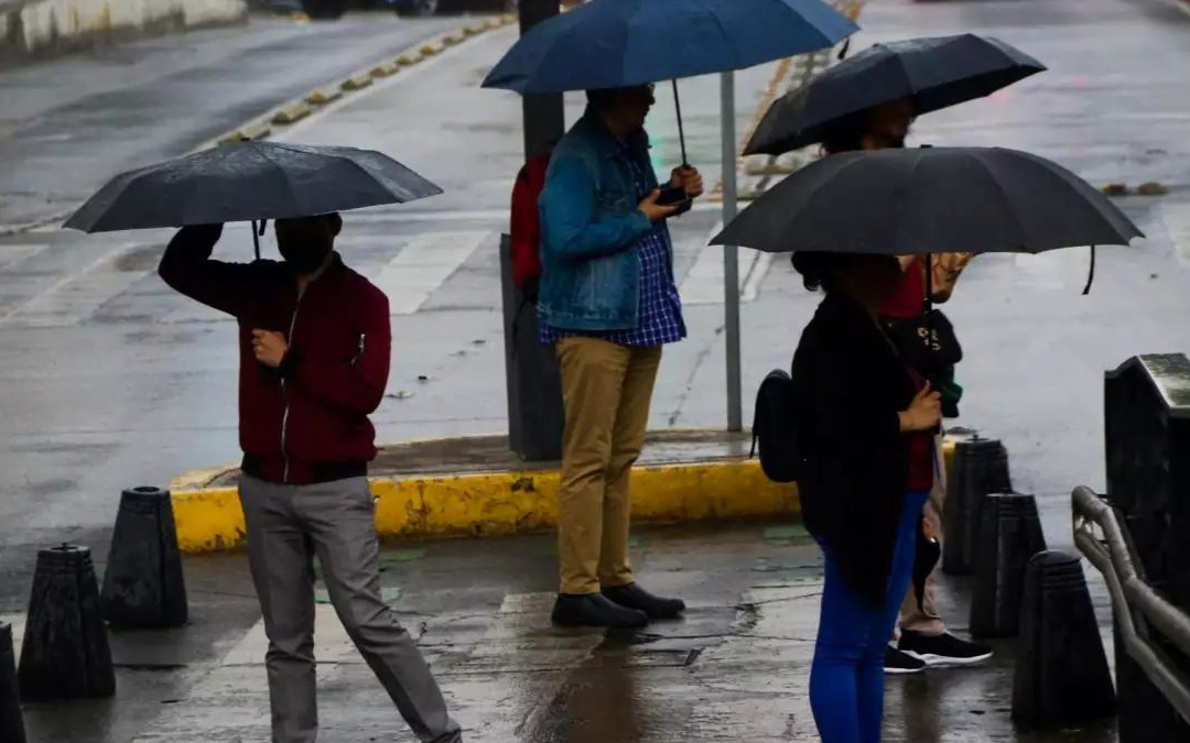 Activan Alerta Amarilla para 6 alcaldías en CDMX por lluvias