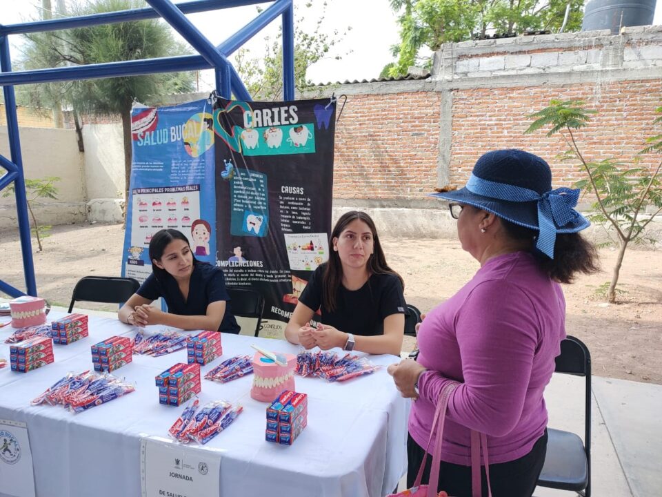 Ofrecen servicios de salud a El Paraíso, municipio de El Marqués