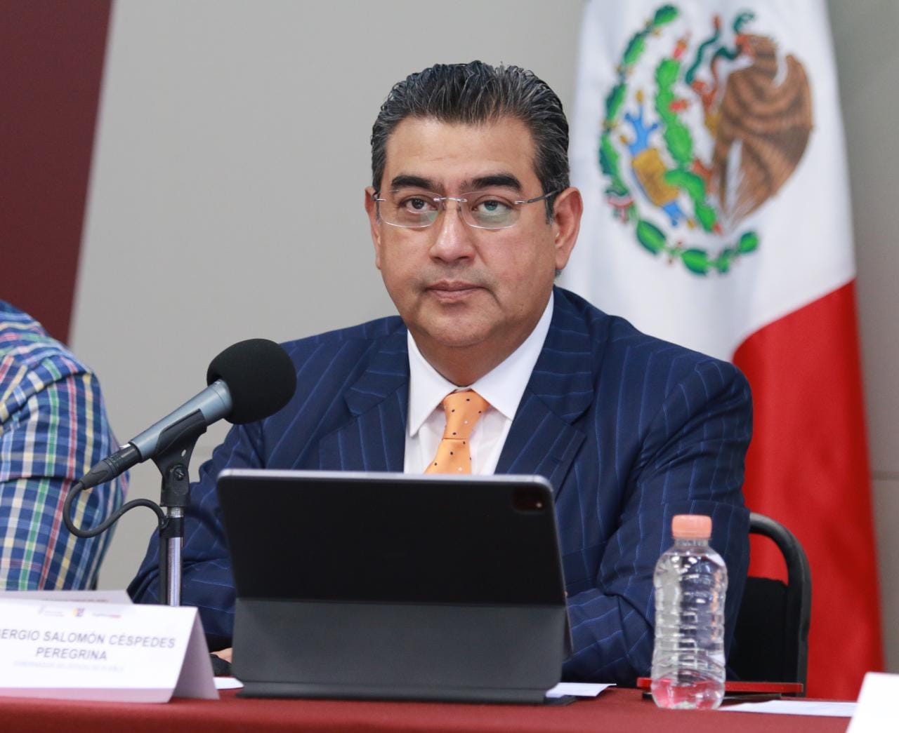 Favorecerá gobierno estatal a municipios con videocámaras para fortalecer seguridad, anuncia Sergio Salomón