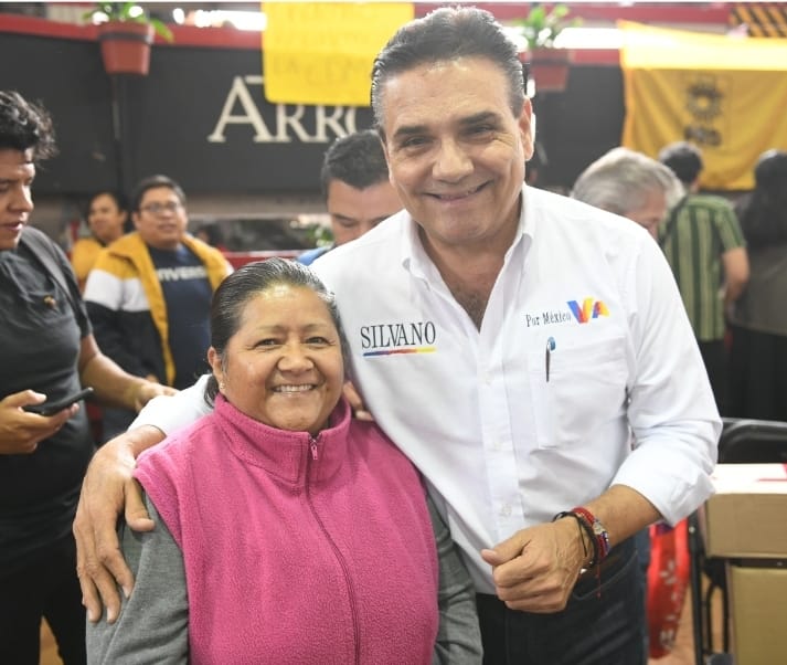 Silvano Aureoles muestra su apoyo a Xóchitl Gálvez