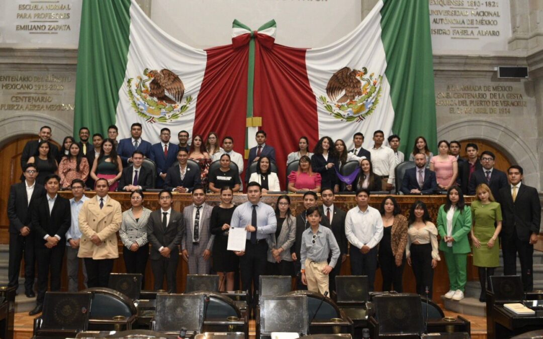Construyen agenda legislativa para la juventud mexiquense