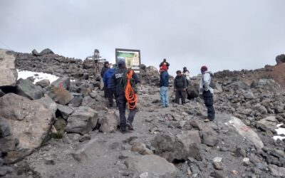 Recuperan cuerpos de alpinistas fallecidos en el Citlaltépetl