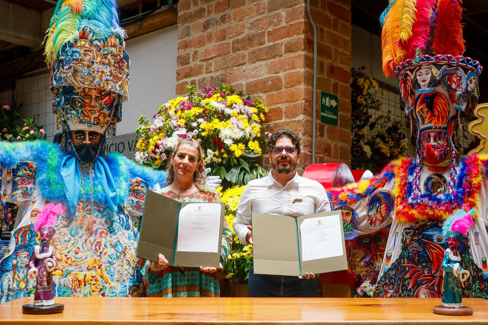 Firman Morelos y Medellín convenio de intercambio turístico 2
