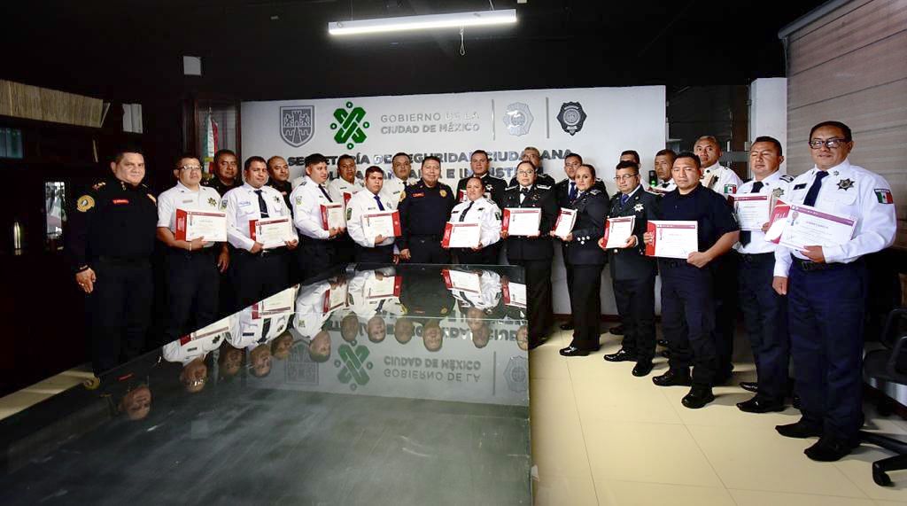 Refuerza Policía Auxiliar de Puebla habilidades en traslado de valores
