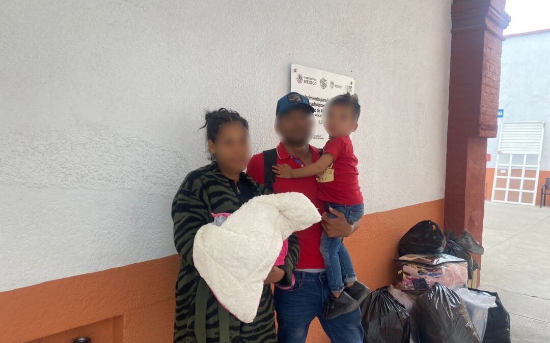 Mujer venezolana da a luz tras labor de parto sobre el techo de un tren: INM