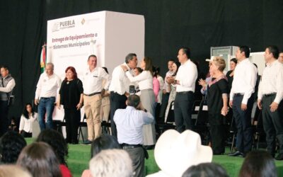 En Puebla se hizo la entrega de equipamiento a los sistemas municipales DIF