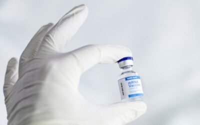 Farmacéuticas podrán obtener registro sanitario para vacunas contra la Covid-19