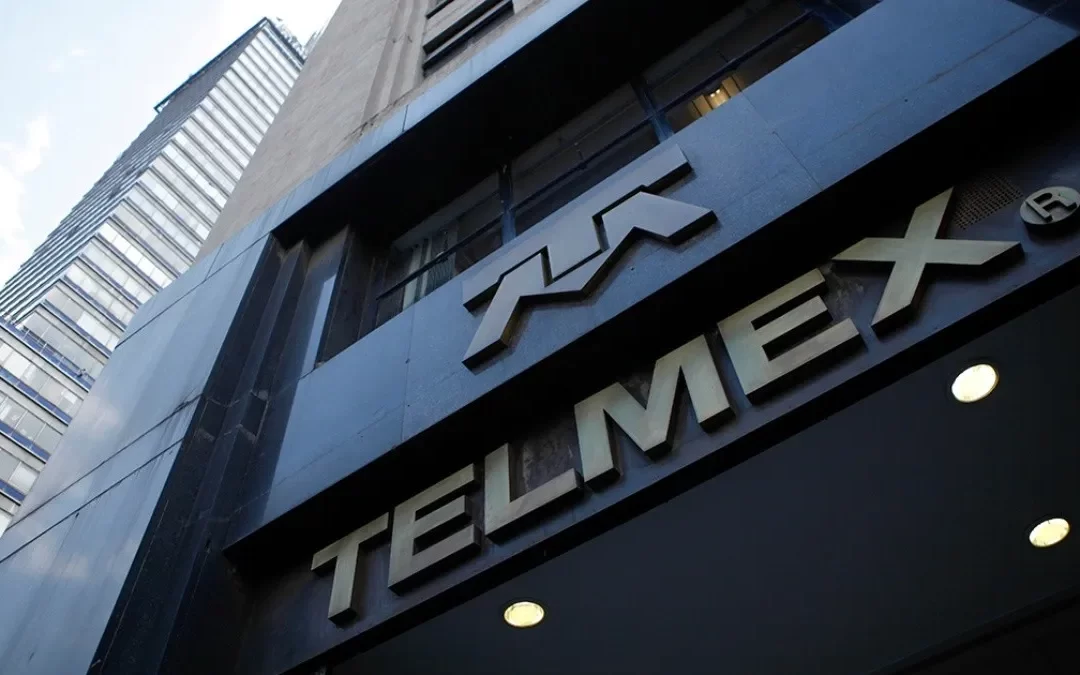 Telcel y Telmex restablecen servicios en Acapulco tras destrucción de Otis