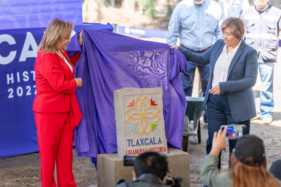 Colocan primera piedra para el complejo de fiscalías de Tlaxcala