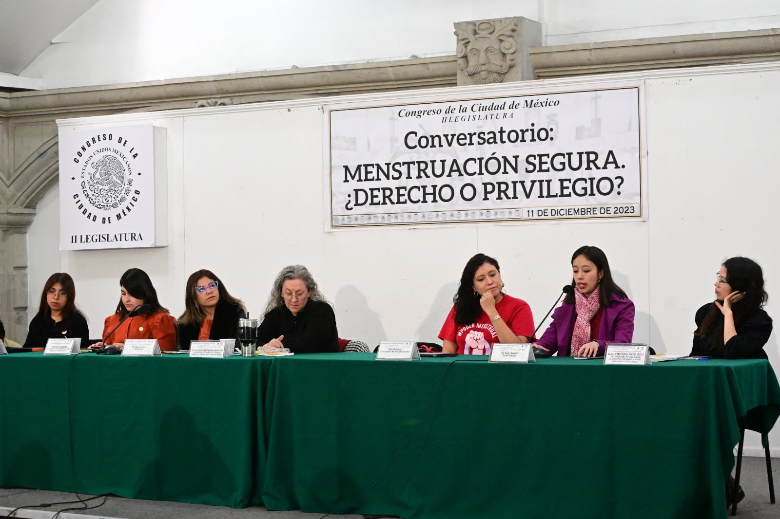 Congreso realiza conversatorio Menstruación segura. Derecho o privilegio