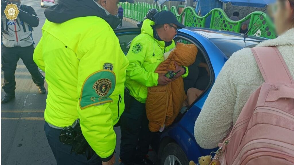 Policías de tránsito ayudan a mujer a dar a luz a una bebé en alcaldía Coyoacán