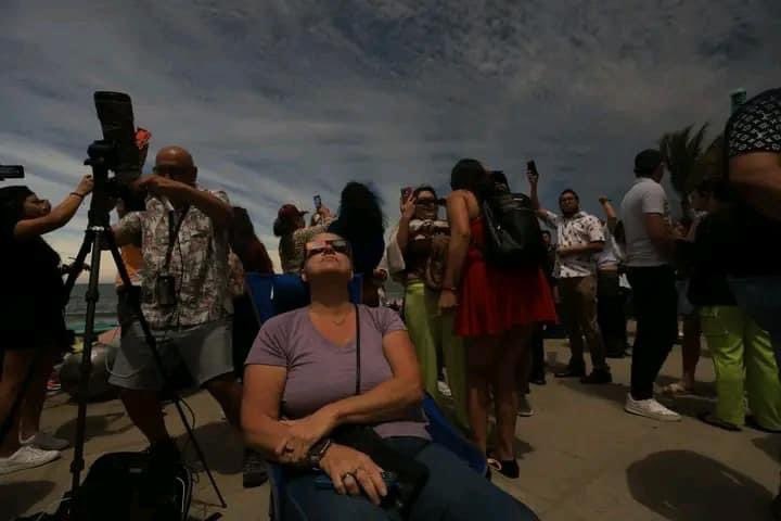 Así vivió México el Eclipse Total de Sol 2024-Imagen Somos Cosmo