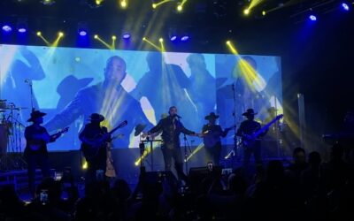 Jessi Uribe realizó su primer concierto como artista principal en CDMX