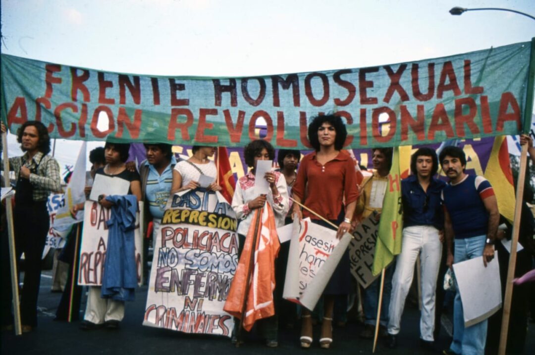 "Crónicas de disidencia y diversidad sexual" celebra el Orgullo LGBTTTIQ+