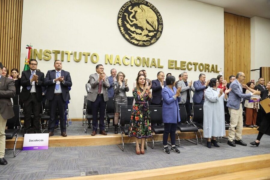 INE Reconoce a Vocalías Ejecutivas por su trabajo electoral