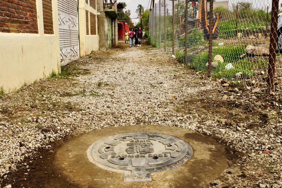 Gobierno CDMX entrega obra de drenaje en Xicalhuacan, Alcaldía Xochimilco