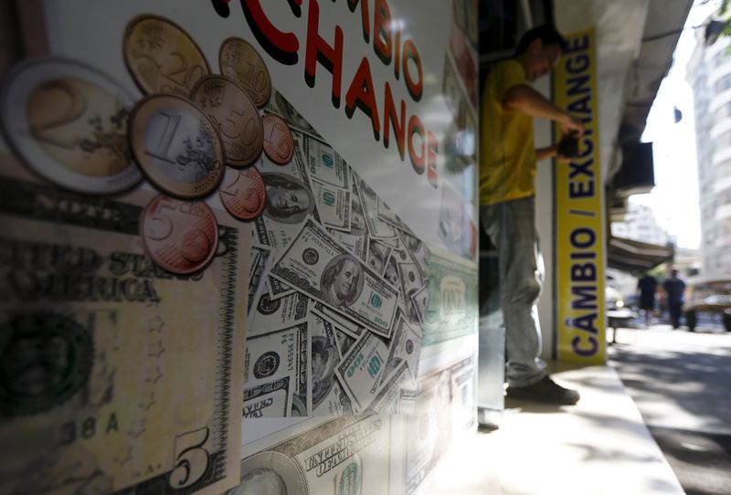 Peso mexicano se desploma; El dólar se cotiza a 19.22 hoy, 2 de agosto