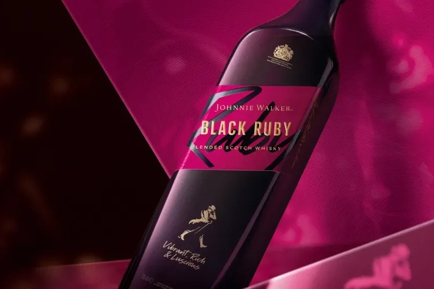 Johnnie Walker Black Ruby: Un Espectáculo de Rubíes en la CDMX