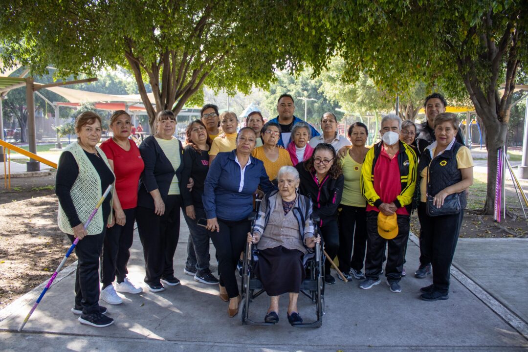 En la alcaldía Iztacalco, Lourdes Paz dignificará a los adultos mayores