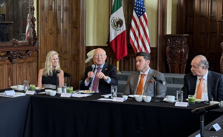 Relación Comercial México-EE.UU., Fortalecida Por El T-MEC: Ken Salazar